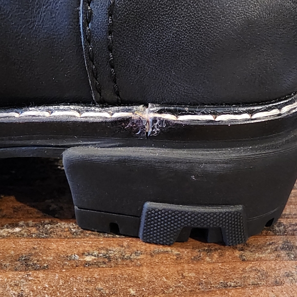 Like new rag & bone boots - Picture 3 of 6